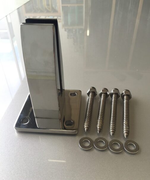 Square spigot for balustrade and pool fence