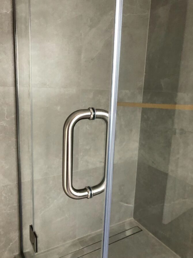 Shower box 1000mm by 1000mm brushed nickel - Image 2