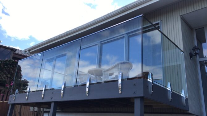 Side Clamp Balustrade - Image 2