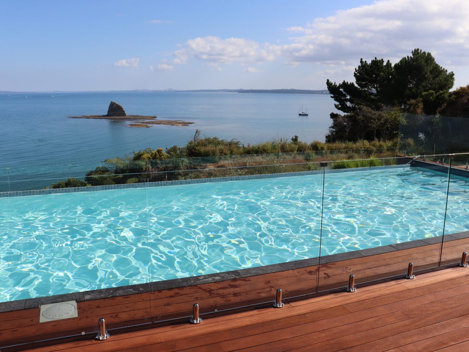 Pool fence